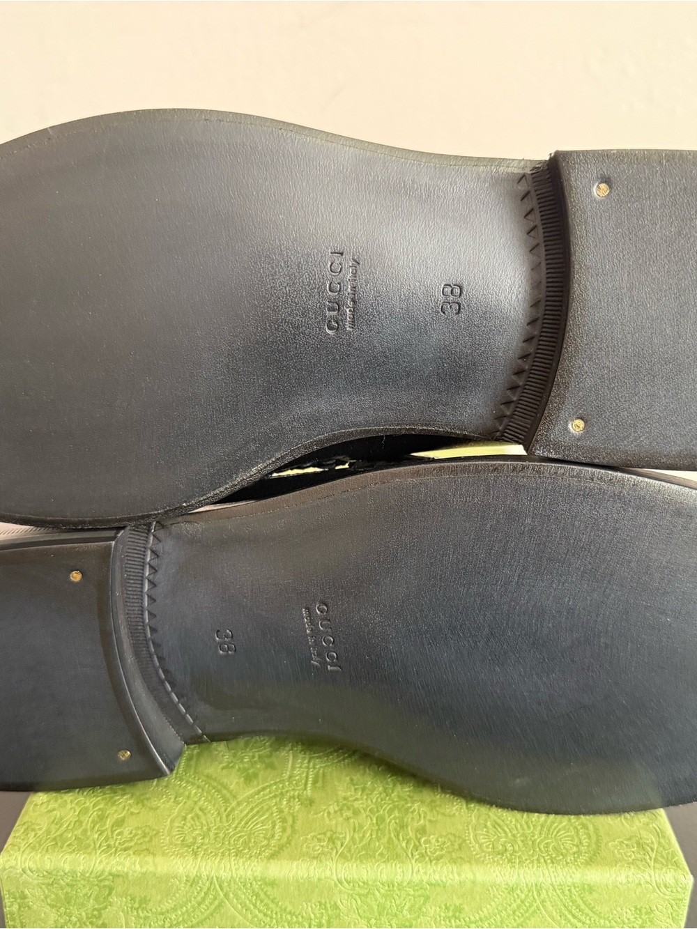 Gucci Logo Plaque Slip-On Loafers - Brand New - Size 38 EU/8 US - Picture 7 of 8